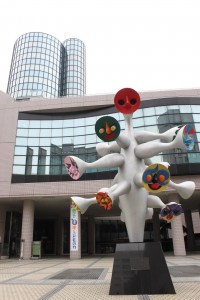 1月いっぱいで閉館した青山劇場＝東京都渋谷区