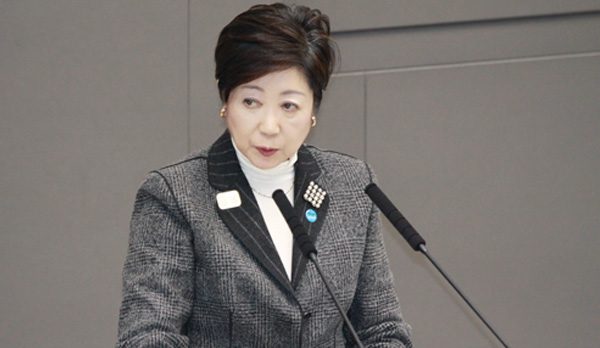 米倉都議が代表質問 「市場移転 公約問われる」 小池知事「業者の理解得る」