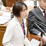 日本共産党の田村智子委員長は６日の衆院予算委員会で、消費税を「安定的な社会保障財源」として減税を拒む石破茂首相に対し、「困っている人からも容赦なく安定的に搾り取るということだ」と追及しました。税収・税率の推移を示し「法人税収を消費税に置き換えてきた」と指摘。「消費税を緊急に５％に減税し、力のある大企業・富裕層に応分の負担を求めるべきだ」と首相に迫りました。

#日本共産党 
#田村智子 
#消費税減税 
#インボイス廃止